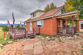 Near Lake and Natl Park Cozy Home with Deck!